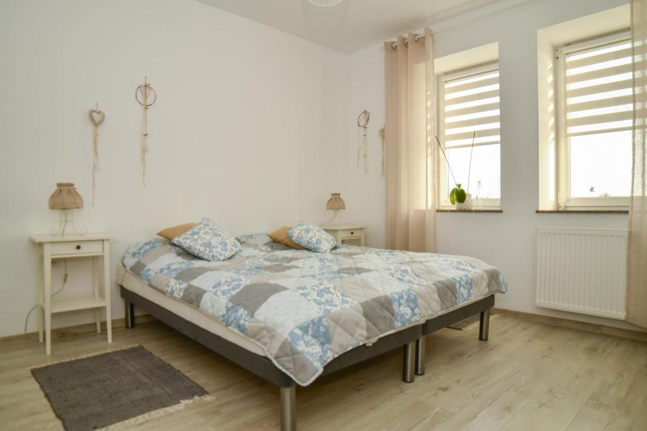 U Kostkow Apartman Dziwnówek Kültér fotó